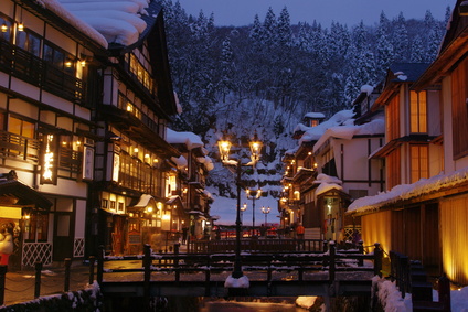 Reasons for the Foreign Travelers to Choose “Ryokan”: “Onsen” for the Asians, “Japanese Style Room” for Euro-Americans- PRILIT Study