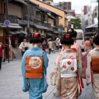 A share of foreigner overnights in Kyoto reach 40% of the total in July 2015