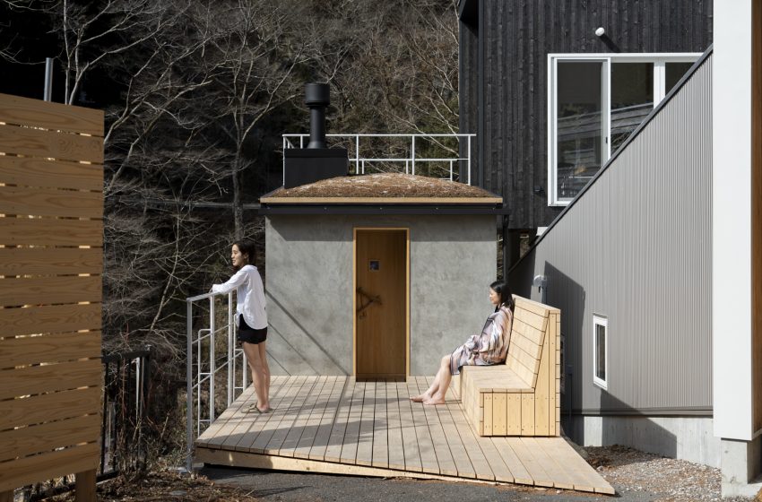  東京都・檜原村の森の中にある滞在型コワーキング施設、サウナを新設