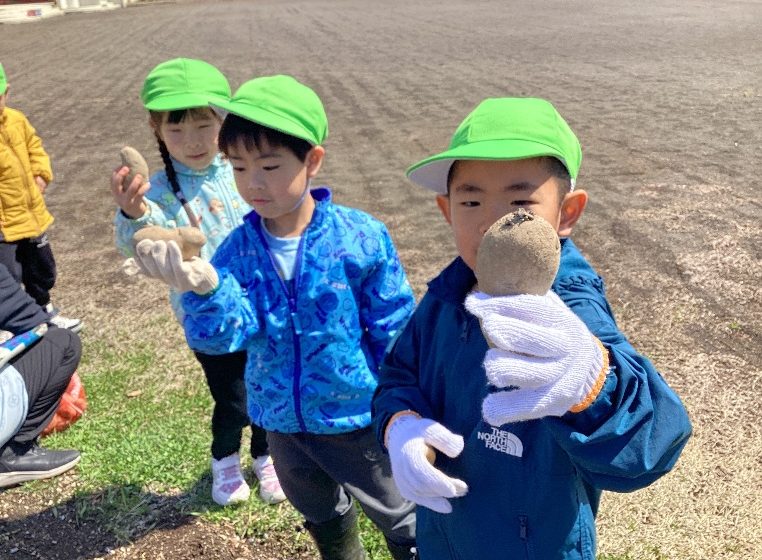 北海道・白老町(しらおいちょう)で「こども留学プラン」、地域の子育て環境を実体験、ふるさと住民の動きを促進