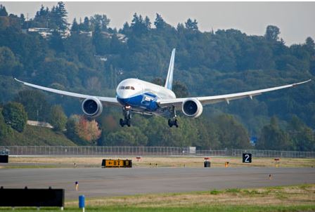 B787、改善策を米連邦航空局が承認－飛行再開へ大きな一歩