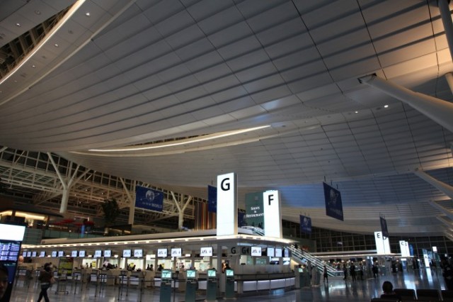 全国27空港の収支、航空事業で黒字は11空港、首位は羽田で新千歳・小松が続く -国交省試算