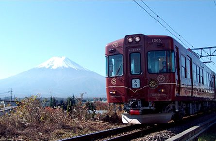 富士急行、鉄道とバスでクレジット決済開始、「銀聯カード」で中国人観光客対応も強化へ