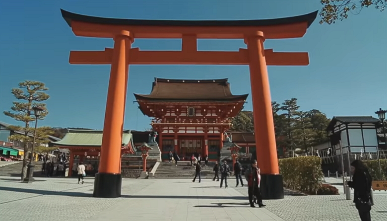日本人も驚いた日本の動画、アメリカ人旅行者が一眼レフカメラで撮影した「1月の日本」 【旅に出たくなる動画シリーズ】