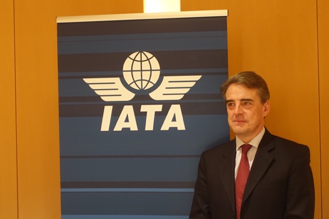 航空業界団体トップが来日、IATA事務総長が語った米国の入国規制から新たな航空通信規格（NDC）まで