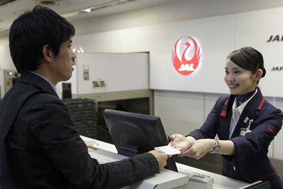 JAL、旅客システムの刷新プロジェクトで表彰、日経主催IT系アワードでグランプリに