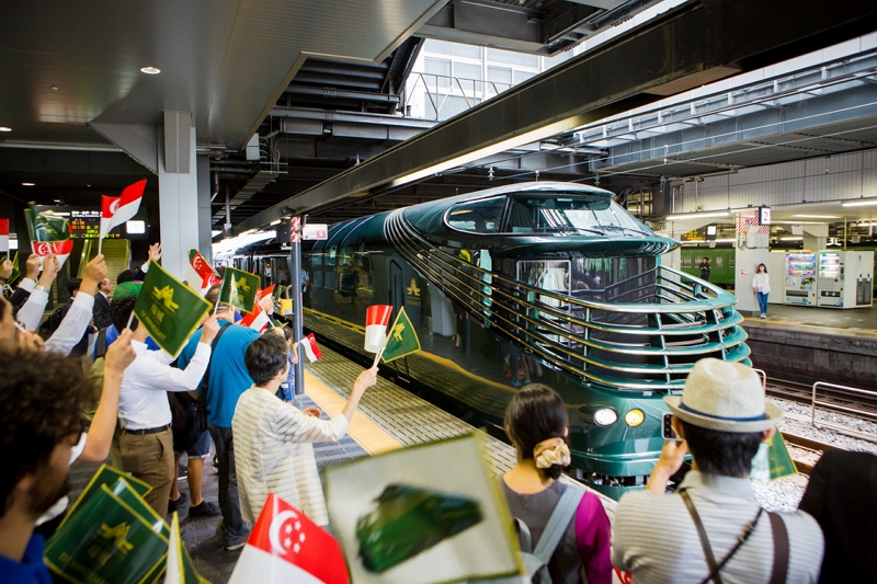 豪華列車「トワイライト・エクスプレス瑞風（みずかぜ）」を訪日客が貸切り運行、シンガポールからの旅行者で