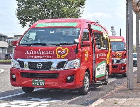 岐阜県美濃加茂市、バス車内の運賃支払いに電子決済「LINE Pay 」導入、コミュニティバスで初めて