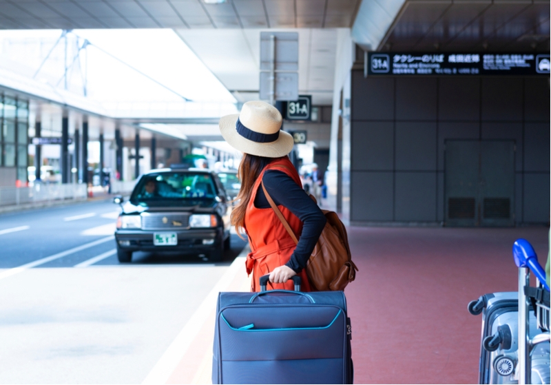 ANA、空港送迎する定額タクシー予約サイトを開設、航空機遅延にも対応でハイヤーも
