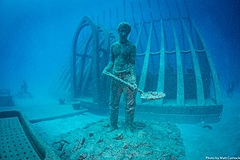 豪グレートバリアリーフに「海中美術館」が開業、サンゴ礁の保護と修復へ、動画も公開