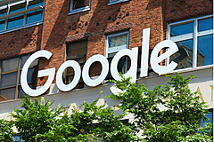 Google Travel opens free hotel booking links for every hotel and travel company in addition to ad bidders 