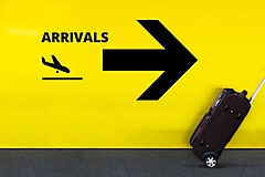 ウーバー、米国の空港で送迎機能を拡充、出発30日前の事前予約が可能に、到着直後予約でも利用時間を選択できる3プラン