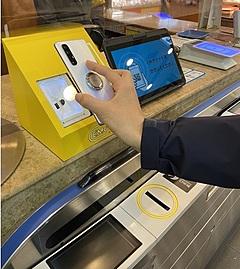 小田急電鉄、全70駅有人改札でQRコード認証、「デジタル箱根フリーパス」利用促進へ