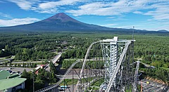 富士急ハイランド、地上55メートル「FUJIYAMAタワー」から滑り降りる絶叫スライダー、今夏にオープン