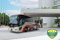 沖縄のレンタカー不足対策でホテルが直行バス運行、1日6便、ルネッサンスリゾートとココガーデンで