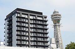 大阪・通天閣に初の公式パートナーホテル、営業開始前の優先入場など特典を開始