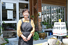 熊野古道の宿が「おばあちゃん弁当プラン」、地元食事処の女性店主が客室に届け、地元との交流の新しいカタチ