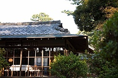 静岡の名建築の宿「沼津倶楽部」がリニューアル開業、京都・西陣織の老舗が手がけるスイートルームなど全8室