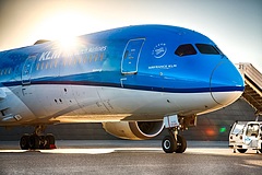 KLMオランダ航空、日本／アムステルダム線の直行便を強化、冬期スケジュールは全便直行便に
