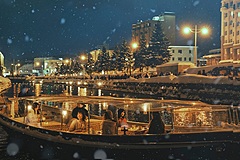 星野リゾート「OMO5小樽」、こたつ付き船で小樽運河の雪景色楽しむプラン、1名4800円で