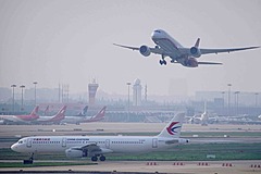 米運輸省、中国の航空会社に増便を認可、3月31日から週50便に、コロナ前の3分の1の水準に回復