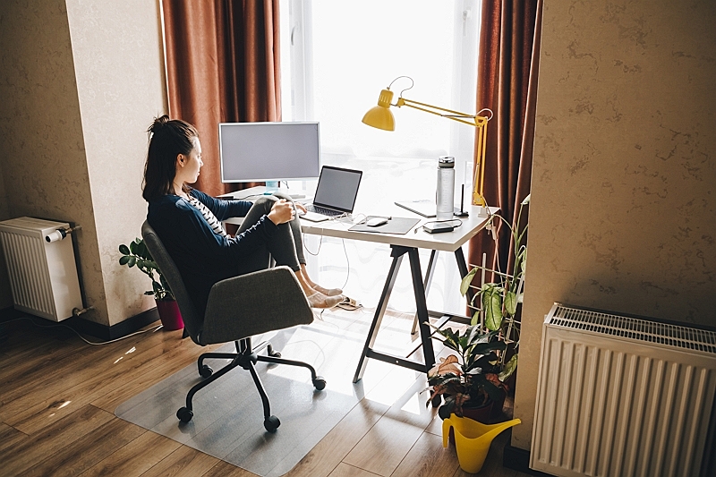 Japanese remote workers in Tokyo remain 40% with more hybrid-typed works combing with coming into office 