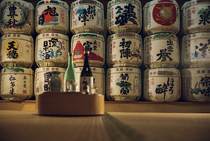 星野リゾート、日本酒や焼酎の酒造り学ぶ旅を販売開始、「伝統的酒造り