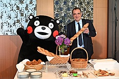 フランスと熊本県、観光交流の促進で覚書締結、伝統工芸など文化・歴史資源で観光地域づくり