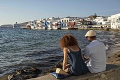 ギリシャ、クルーズ船の観光客に課税、1人あたり5ユーロ、人気のミコノス島などは20ユーロに