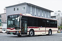 京都バスの走行位置と混雑状況を、Googleマップの経路検索上にリアルタイム表示、オープンデータ化で
