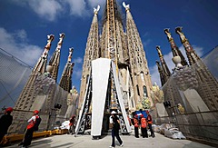 スペイン・バルセロナ「サグラダ・ファミリア」、あと10年で完成か、ガウディの計画実現には近隣住民の承諾も必要
