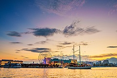 静岡県清水市で港町の夜を楽しむキャンペーン、帆船でディナー付き夕日クルーズや、「波止場&酒場めぐり」地図など