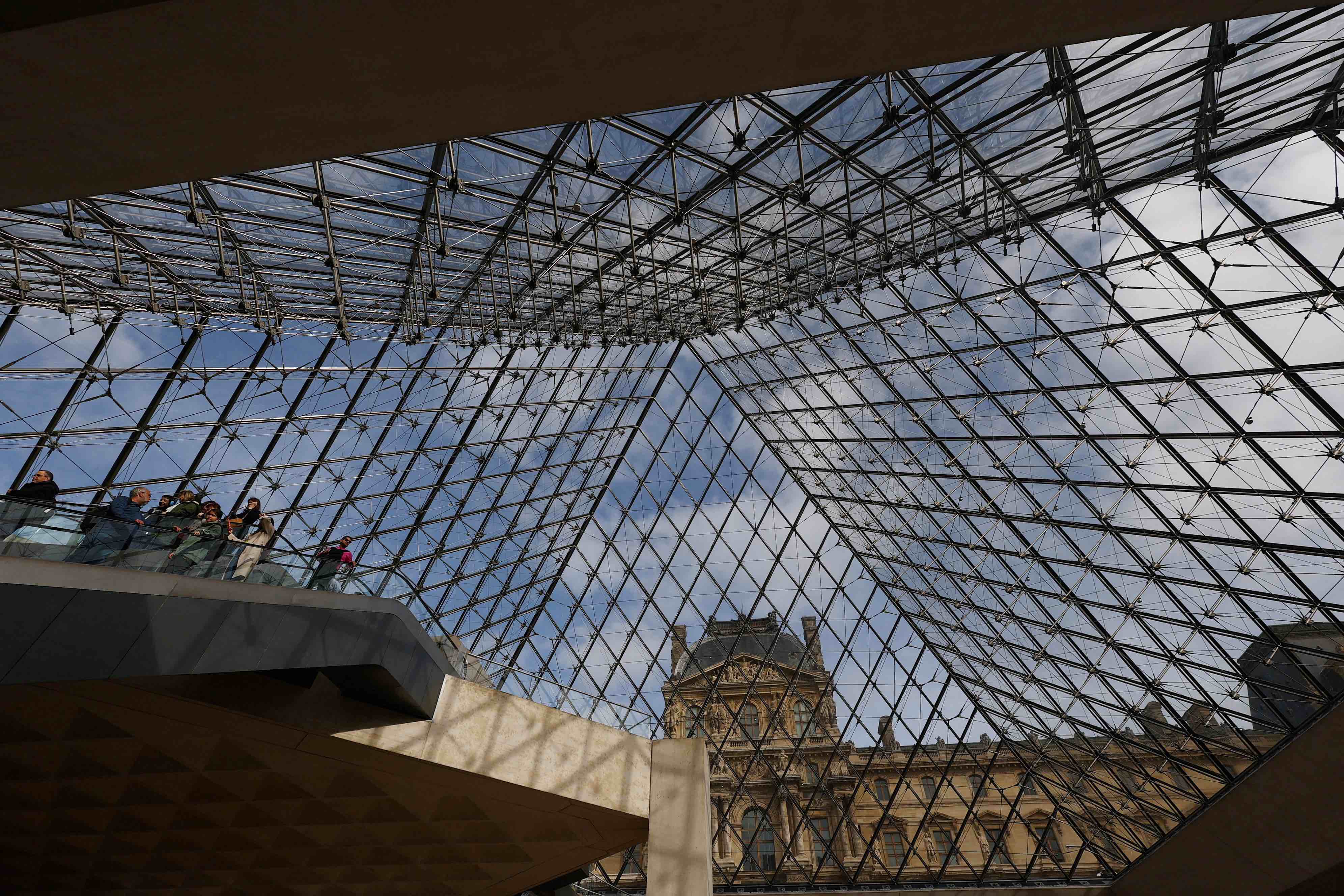 仏ルーブル美術館、外国人の入館料を45％値上げ、2026年1月14日から、1