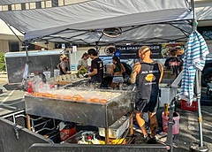 ハワイ「ワイキキトロリー」、ワイキキとカカアコ地区を結ぶ新ルート、期間限定で運行、人気のファーマーズマーケットへ