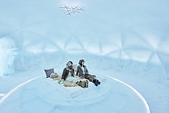 北海道・トマムで「氷のホテル」、氷の客室や家具、露天風呂、冬季限定の特別体験として