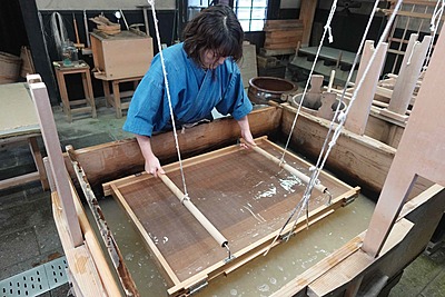 伝統工芸職人の「手仕事」が生み出す観光の経済効果、福井県越前市が失敗から学び、価値を最大化した仕掛けを取材した