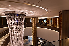 上級クルーズ「オーシャニアクルーズ」、予約受付を18歳以上に限定、静かな船内環境や洗練サービスを維持