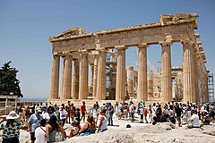 ギリシャ政府、人気観光地でホテル建設の規制強化、海岸線では原則禁止、マスツーリズムを抑制